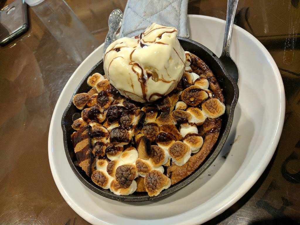 Haymaker | restaurant | 1800 N Litchfield Rd, Goodyear, AZ 85395, USA | 6235369000 OR +1 623-536-9000