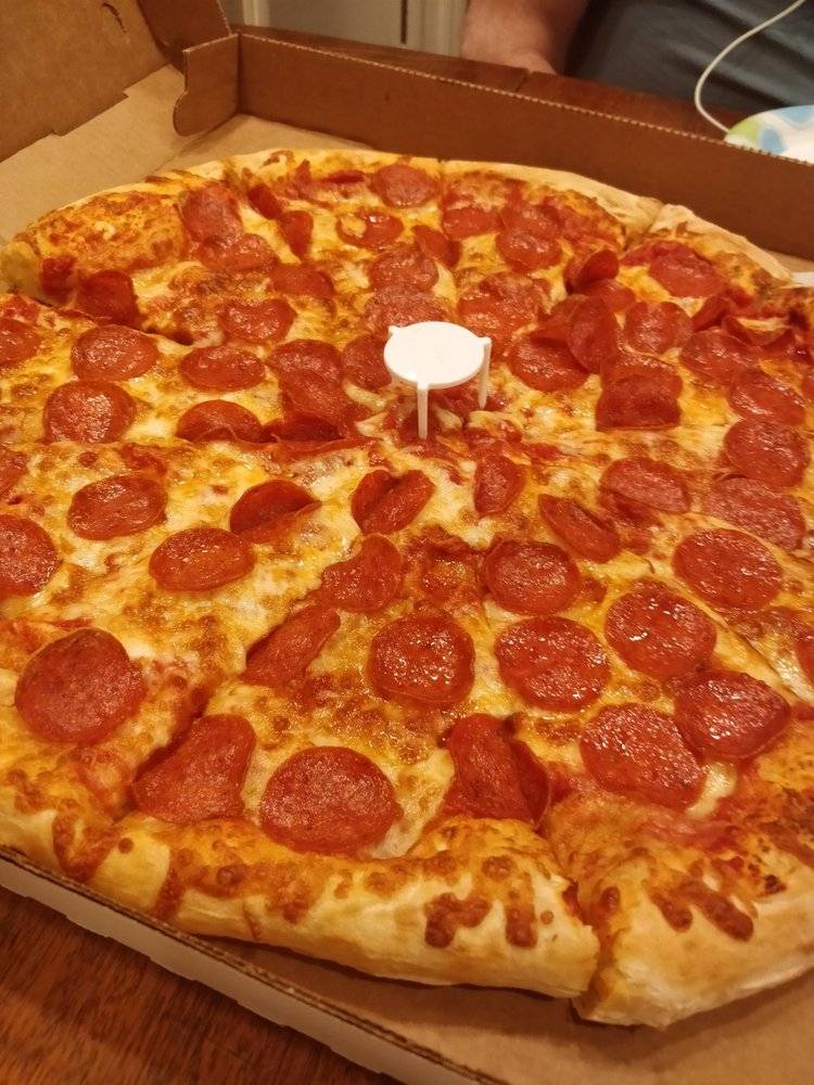 Pesaros Pizza | restaurant | 4324 Butler St, Pittsburgh, PA 15201, USA | 4126818220 OR +1 412-681-8220