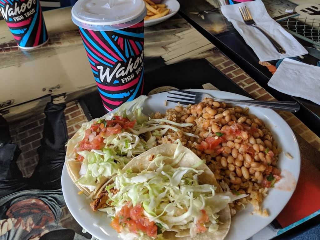 Wahoos fish taco | restaurant | 23042 Eastpark Dr, Yorba Linda, CA 92887, USA | 7149213051 OR +1 714-921-3051