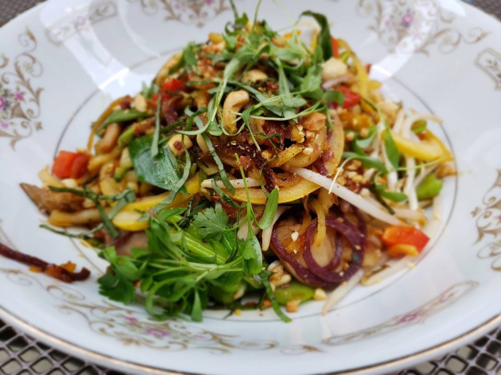 The Table | restaurant | 21 E 5th Ave #101, Columbus, OH 43201, USA | 6142914555 OR +1 614-291-4555