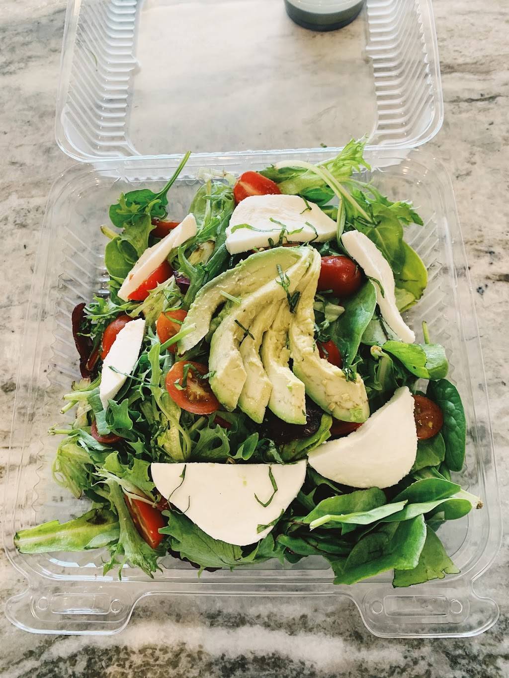 Salty Tomato Pizzeria | meal takeaway | 18 Ocean Ave, West Haven, CT 06516, USA | 2039325353 OR +1 203-932-5353