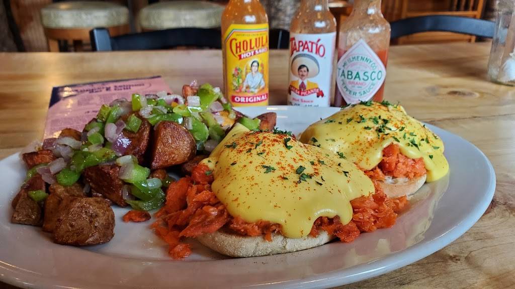 Slippery Salmon Bar & Grill | restaurant | 115 E 3rd Ave, Anchorage, AK 99501, USA | 9073348410 OR +1 907-334-8410