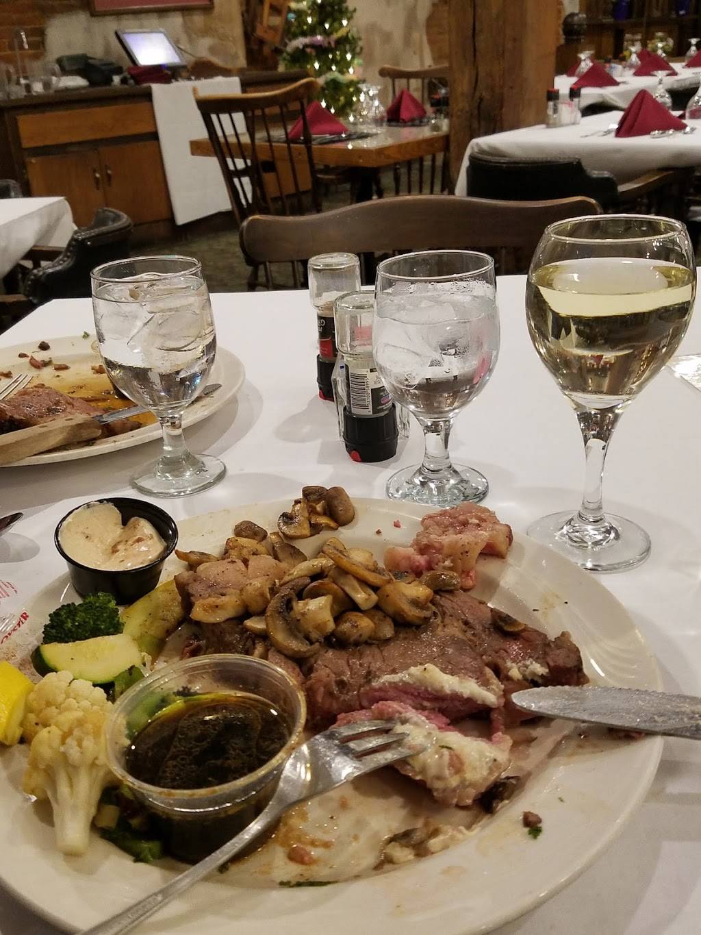 Pioneer Mill of Tiffin | restaurant | 255 Riverside Dr, Tiffin, OH 44883, USA | 4194480100 OR +1 419-448-0100