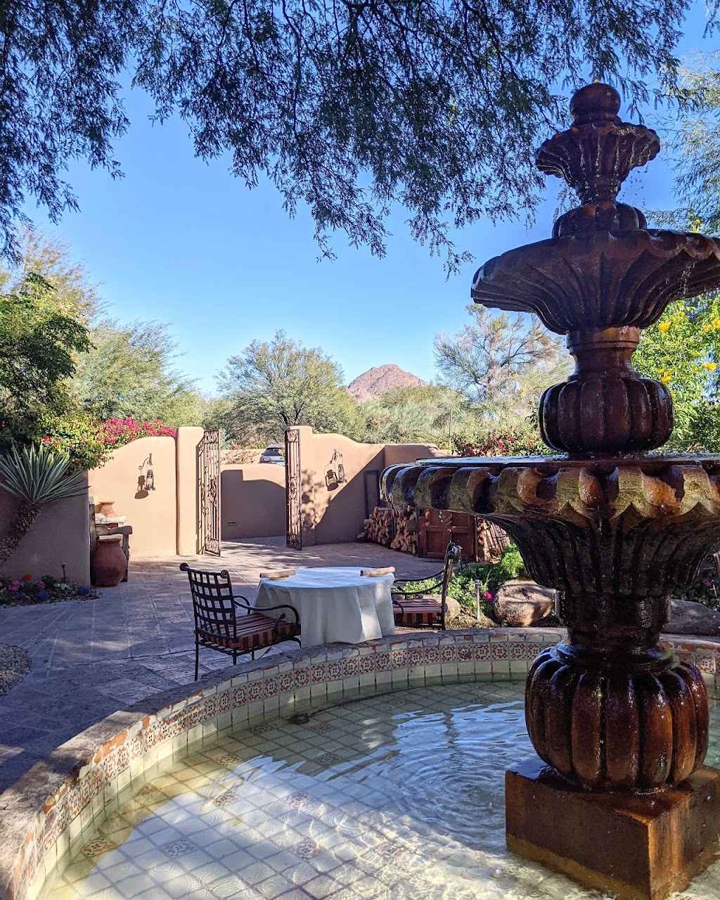 The Hermosa Inn | restaurant | 5532 N Palo Cristi Rd, Paradise Valley, AZ 85253, USA | 6029558614 OR +1 602-955-8614