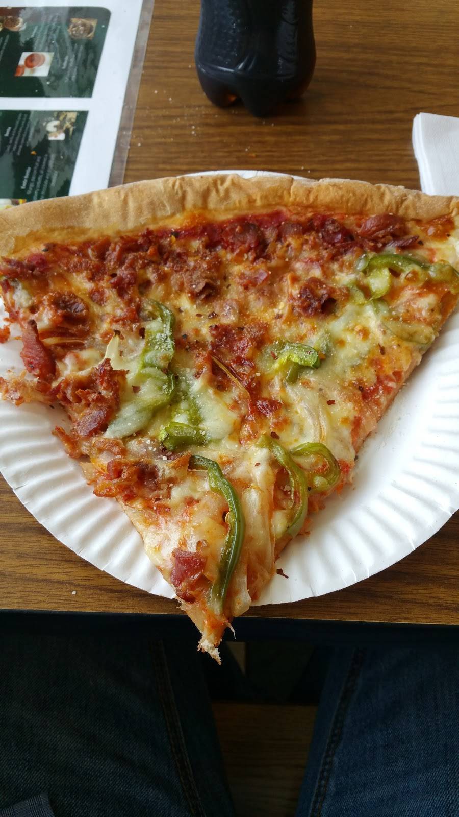 Vinas Pizza | restaurant | 308 Main St, Northborough, MA 01532, USA | 5083935158 OR +1 508-393-5158