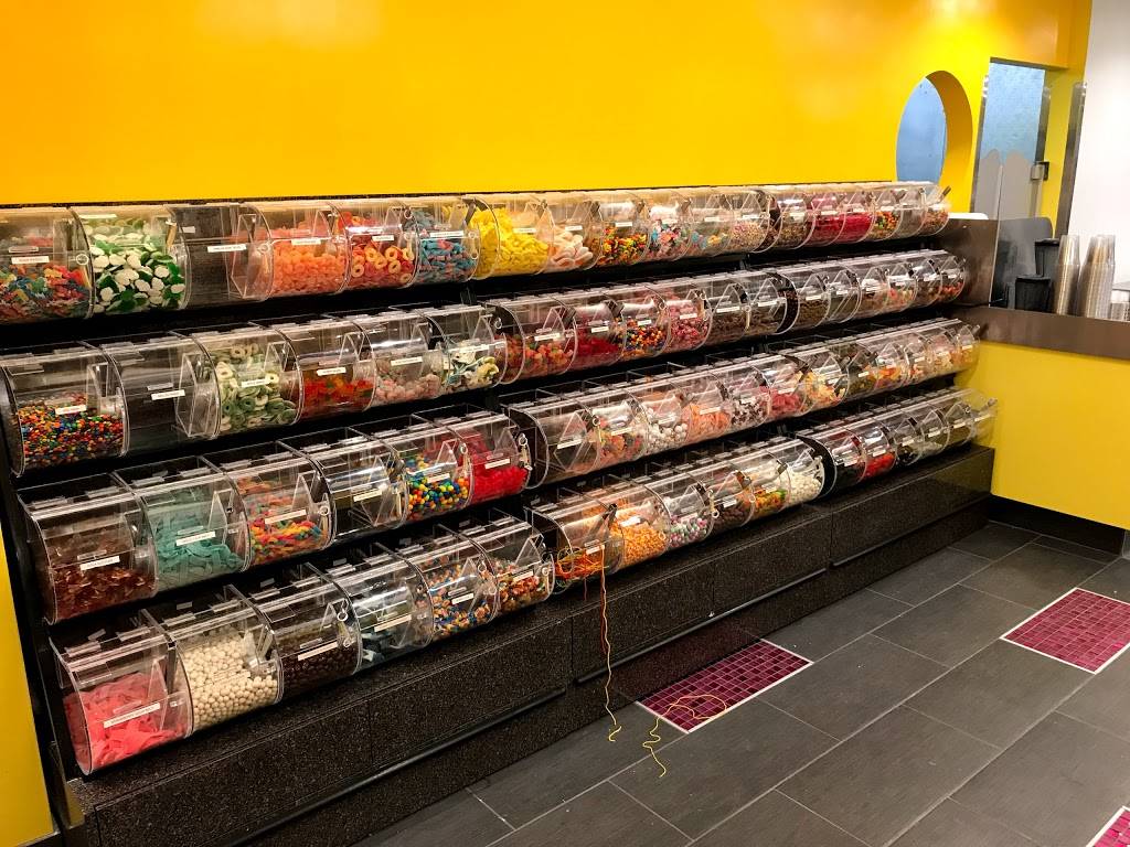 Euro Snack Store | restaurant | 5001 Northstar Dr Suite 5112, Truckee, CA 96161, USA | 5305622560 OR +1 530-562-2560