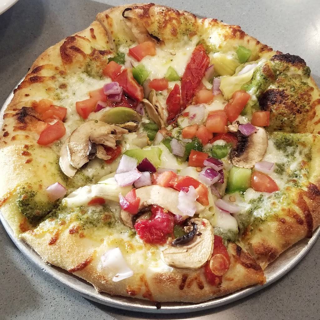 Revolve Pizza Kitchen | restaurant | 5500 W Memorial Rd, Oklahoma City, OK 73142, USA | 4057922858 OR +1 405-792-2858