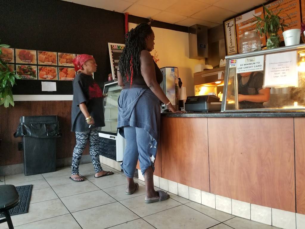 Louisiana Famous Fried Chicken | restaurant | 595 Mack Rd, Sacramento, CA 95823, USA | 9163991095 OR +1 916-399-1095