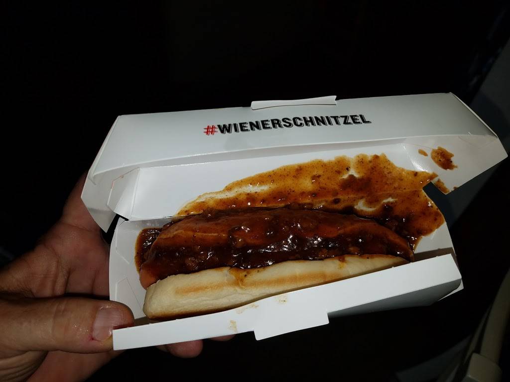 Wienerschnitzel | restaurant | 2420 MacArthur Dr, Pinehurst, TX 77630, USA | 4098834104 OR +1 409-883-4104