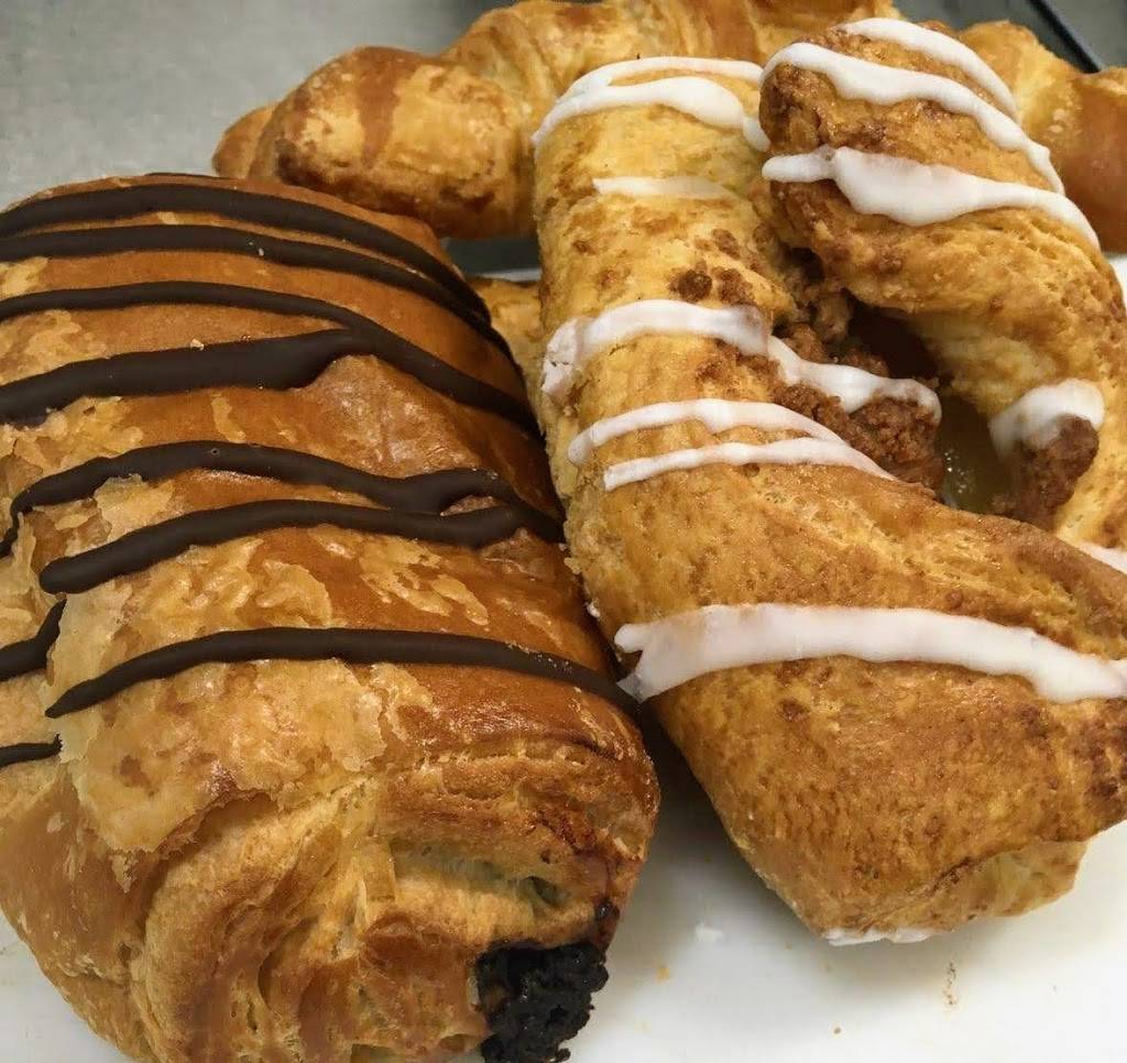 Village Cafe & Pizza | cafe | 3 Bassett Road, Berlin, MA 01503, USA | 9784150291 OR +1 978-415-0291