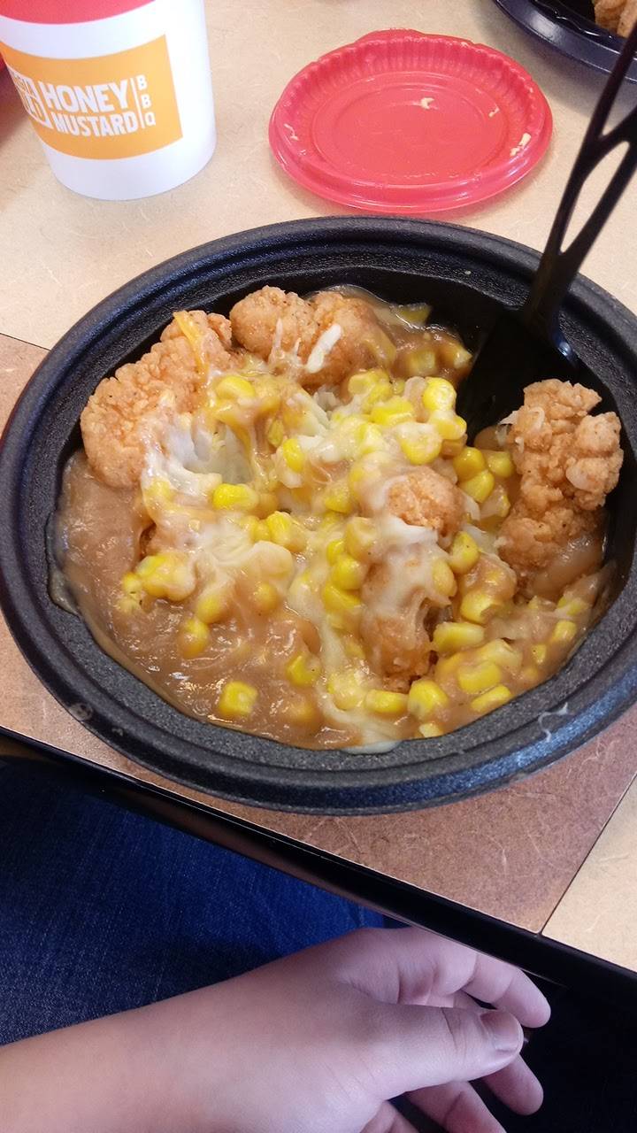 KFC | restaurant | 1017 Woodward Ave, Chippewa Falls, WI 54729, USA | 7157234771 OR +1 715-723-4771