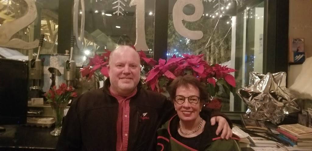 Chez Henri Restaurant & Bistro | restaurant | 80 Sugarbush Village Dr, Warren, VT 05660, USA | 8025832600 OR +1 802-583-2600