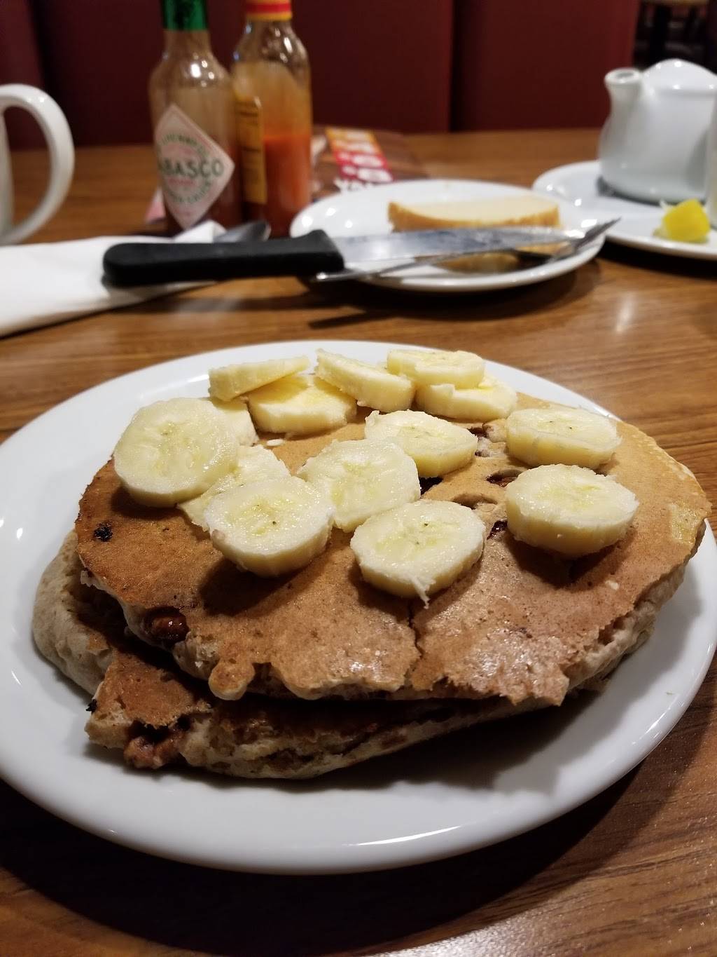 Dennys | restaurant | 1255 N Oxnard Blvd, Oxnard, CA 93030, USA | 8056049455 OR +1 805-604-9455