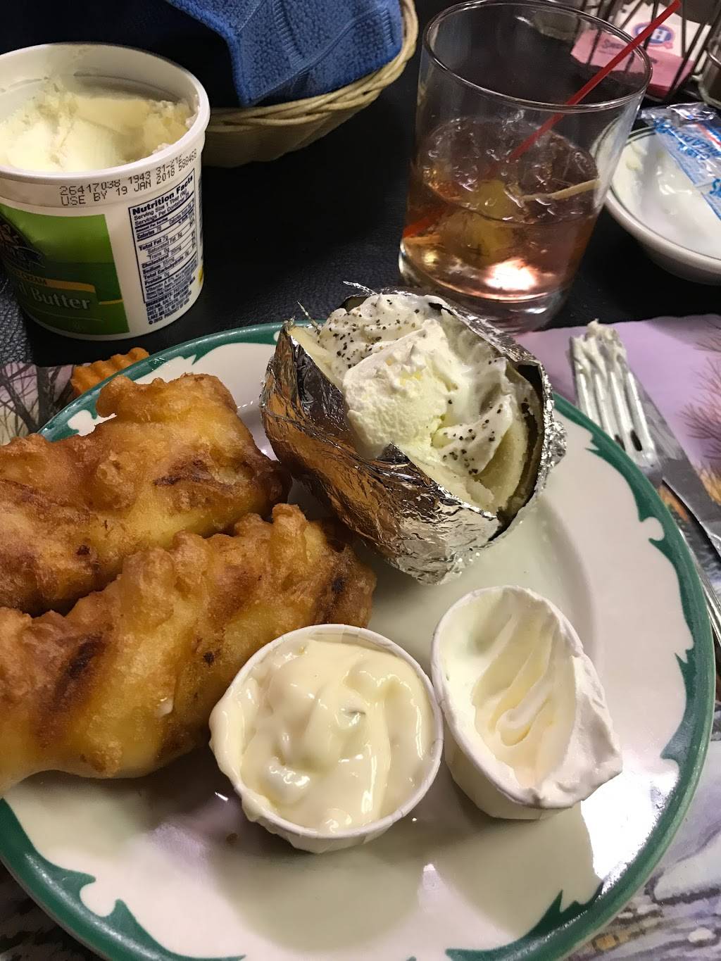 The Villa Inn | restaurant | S6102 WI-154 Trunk, Hill Point, WI 53937, USA | 6087274261 OR +1 608-727-4261