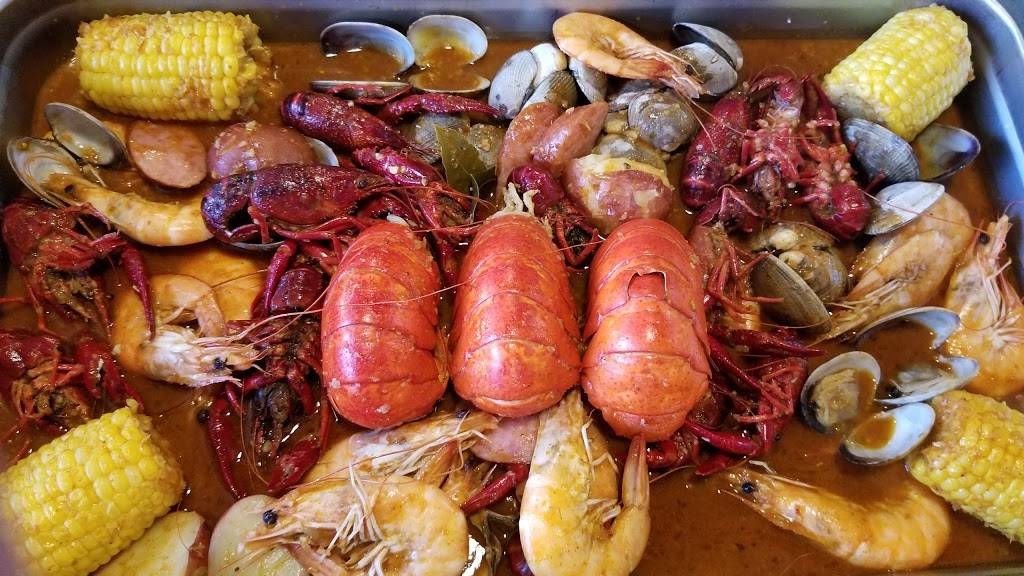 FOB (Fried Or Boiled) Seafood Fusion | restaurant | 4280 N Blackstone Ave, Fresno, CA 93726, USA | 5597249980 OR +1 559-724-9980