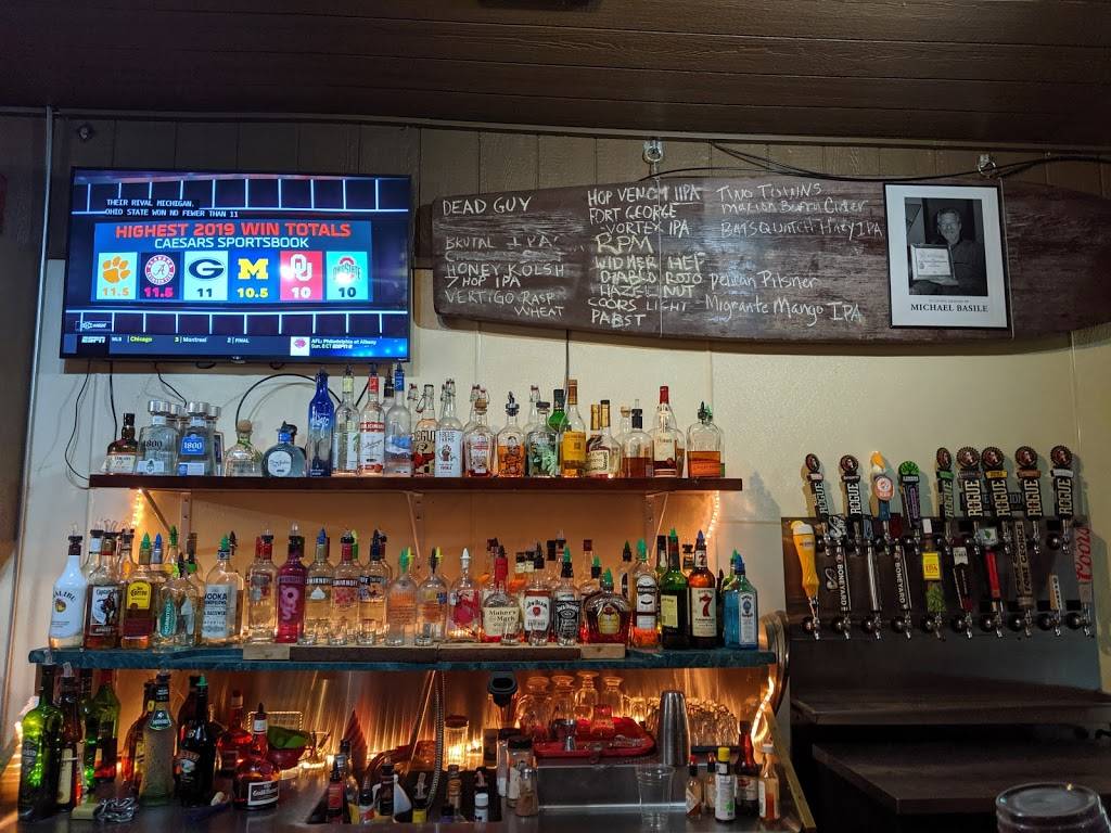 Rogue Brew Pub & Eatery | restaurant | 31500 NW Commercial St, North Plains, OR 97133, USA | 5036475268 OR +1 503-647-5268