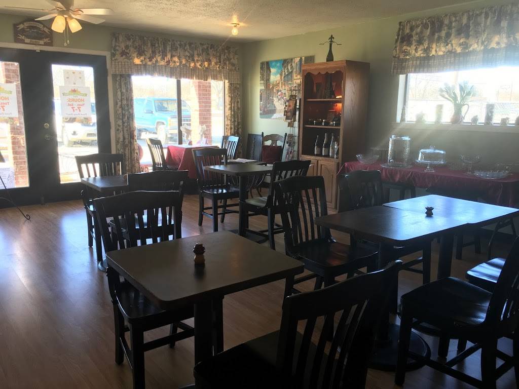 Chateau Bistro Steakhouse & Wine Bar | restaurant | 984 N Texas St, Emory, TX 75440, USA | 9727221111 OR +1 972-722-1111