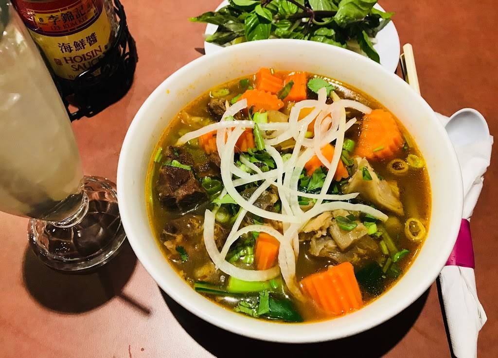 Miss Saigon | restaurant | 5849 Charlotte Pike, Nashville, TN 37209, USA | 6153541351 OR +1 615-354-1351