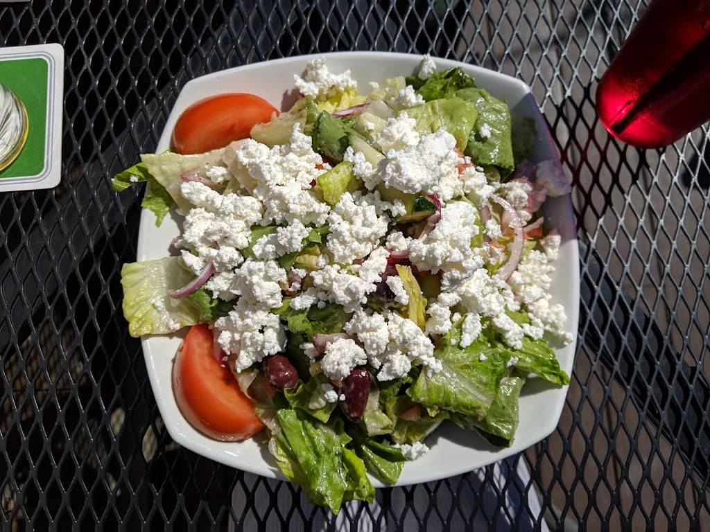 Erin Mills Pump & Patio | restaurant | 1900 Dundas St W, Mississauga, ON L5K 1P9, Canada | 9059167867 OR +1 905-916-7867