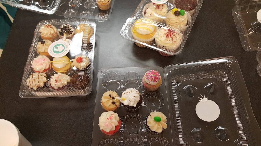 Buttersweet Cupcakes Edmond | restaurant | 16708 N Pennsylvania Ave, Edmond, OK 73012, USA | 4053979395 OR +1 405-397-9395