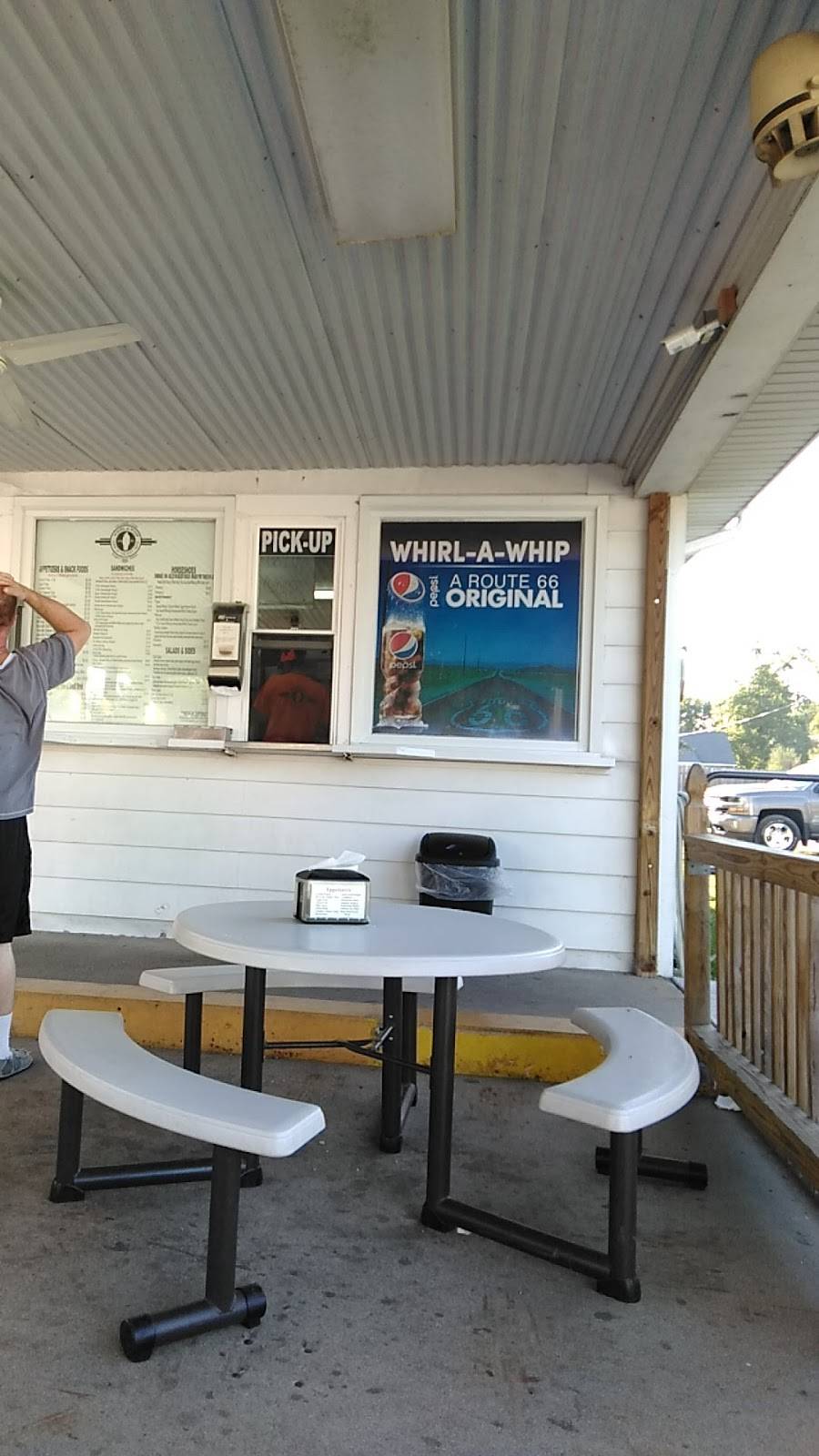 Whirl A Whip | restaurant | 309 S 3rd St, Girard, IL 62640, USA | 2176279447 OR +1 217-627-9447