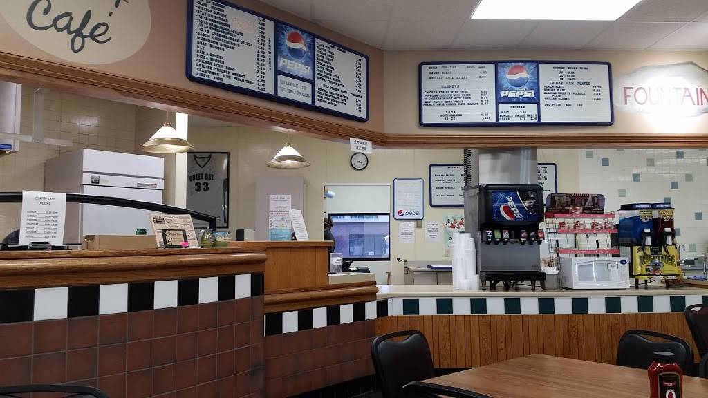 Hill Top Cafe | restaurant | 2278 Bay Settlement Rd, Green Bay, WI 54311, USA | 9208840858 OR +1 920-884-0858