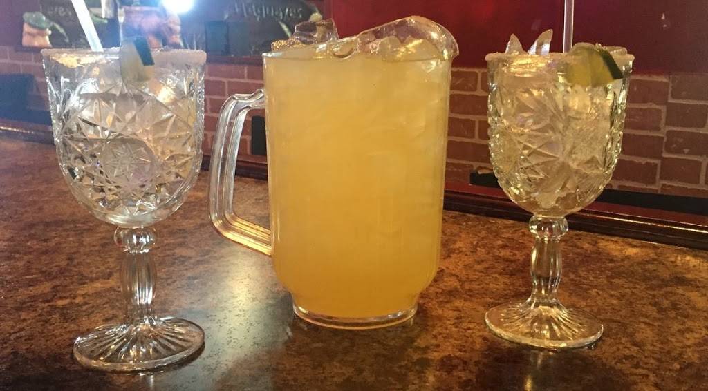 Los Magueyes | restaurant | 2648 Packerland Dr, Green Bay, WI 54313, USA | 9204898921 OR +1 920-489-8921