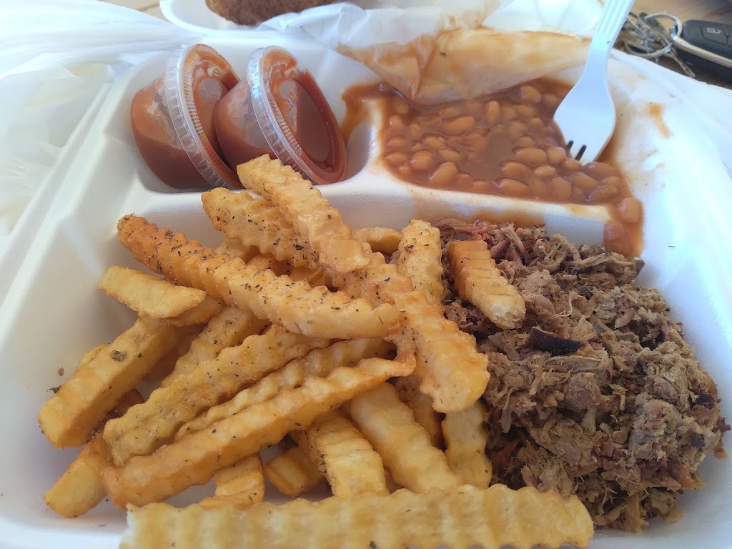 Pig Out | restaurant | 3033 Reeves St, Dothan, AL 36303, USA | 3346789399 OR +1 334-678-9399