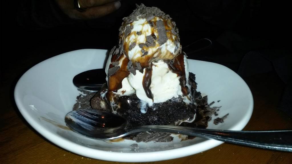 Outback Steakhouse | restaurant | 10443 E Costilla Ave, Centennial, CO 80112, USA | 3037922903 OR +1 303-792-2903