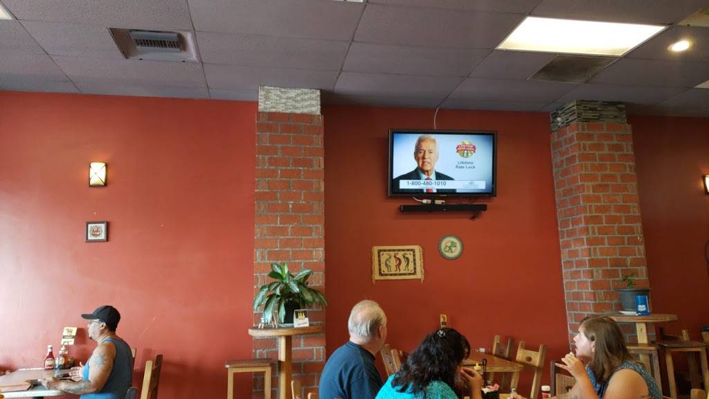 The Green Chile (New Mexico Style) | restaurant | 13926 Imperial Hwy, La Mirada, CA 90638, USA | 5628021202 OR +1 562-802-1202