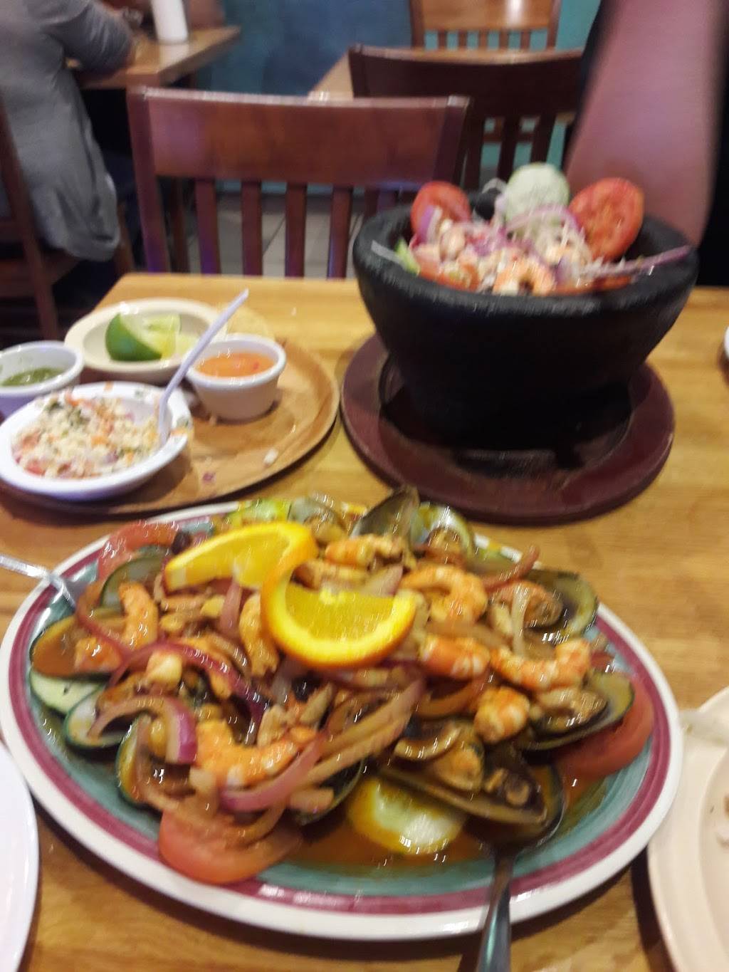 Las Islas Marias | restaurant | 3243 N Pulaski Rd, Chicago, IL 60641, USA | 7736287144 OR +1 773-628-7144