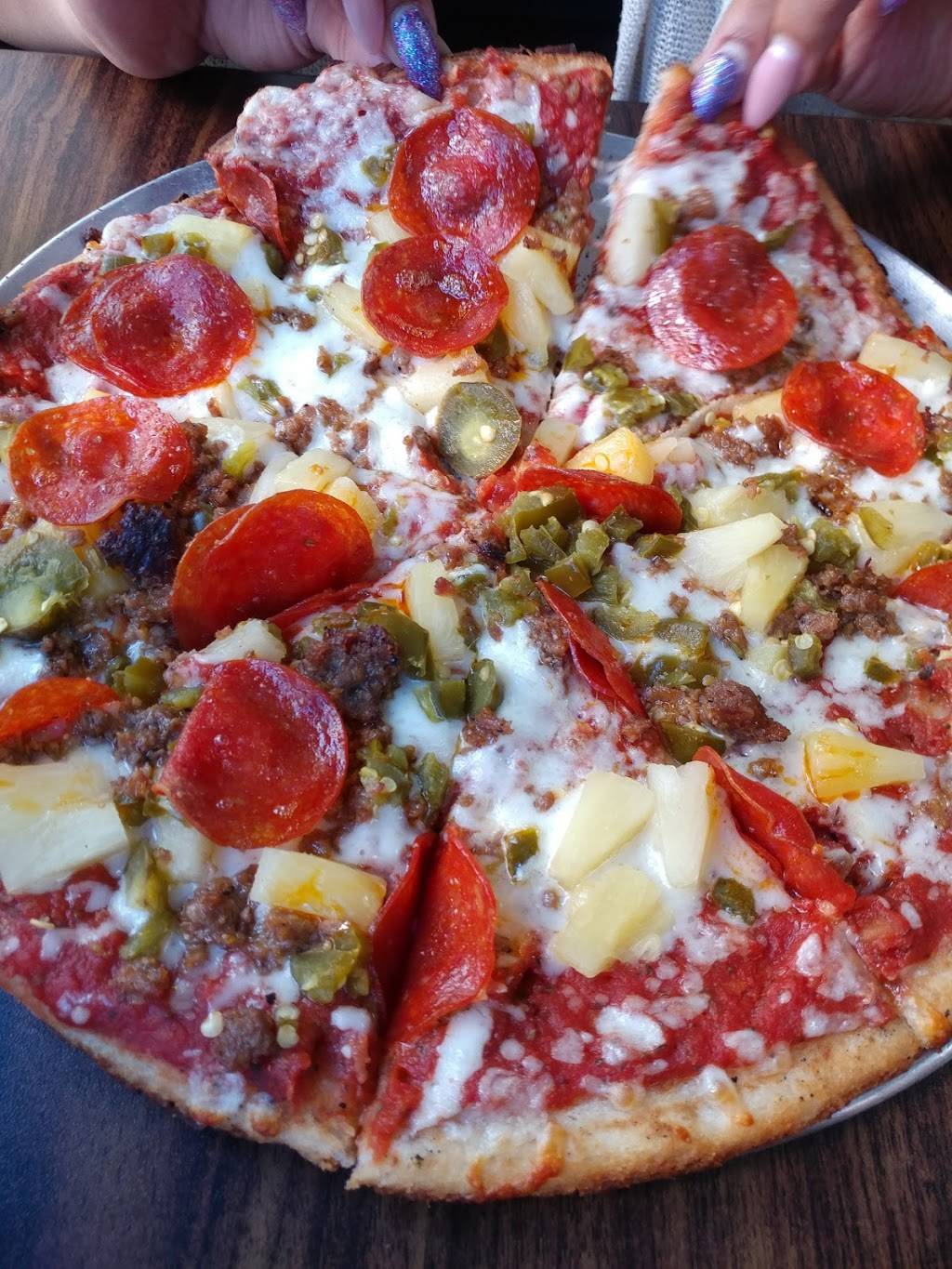 Slice of Sierra Pizza Co. | restaurant | 3051 Harrison Ave #103, South Lake Tahoe, CA 96150, USA | 5305410401 OR +1 530-541-0401