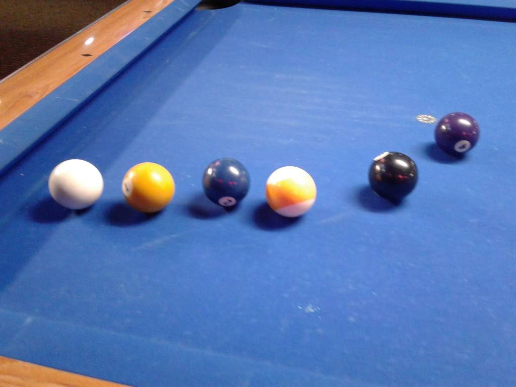 The Silver Dollar Tavern | restaurant | 375 Lancaster Dr SE, Salem, OR 97317, USA | 5033630586 OR +1 503-363-0586