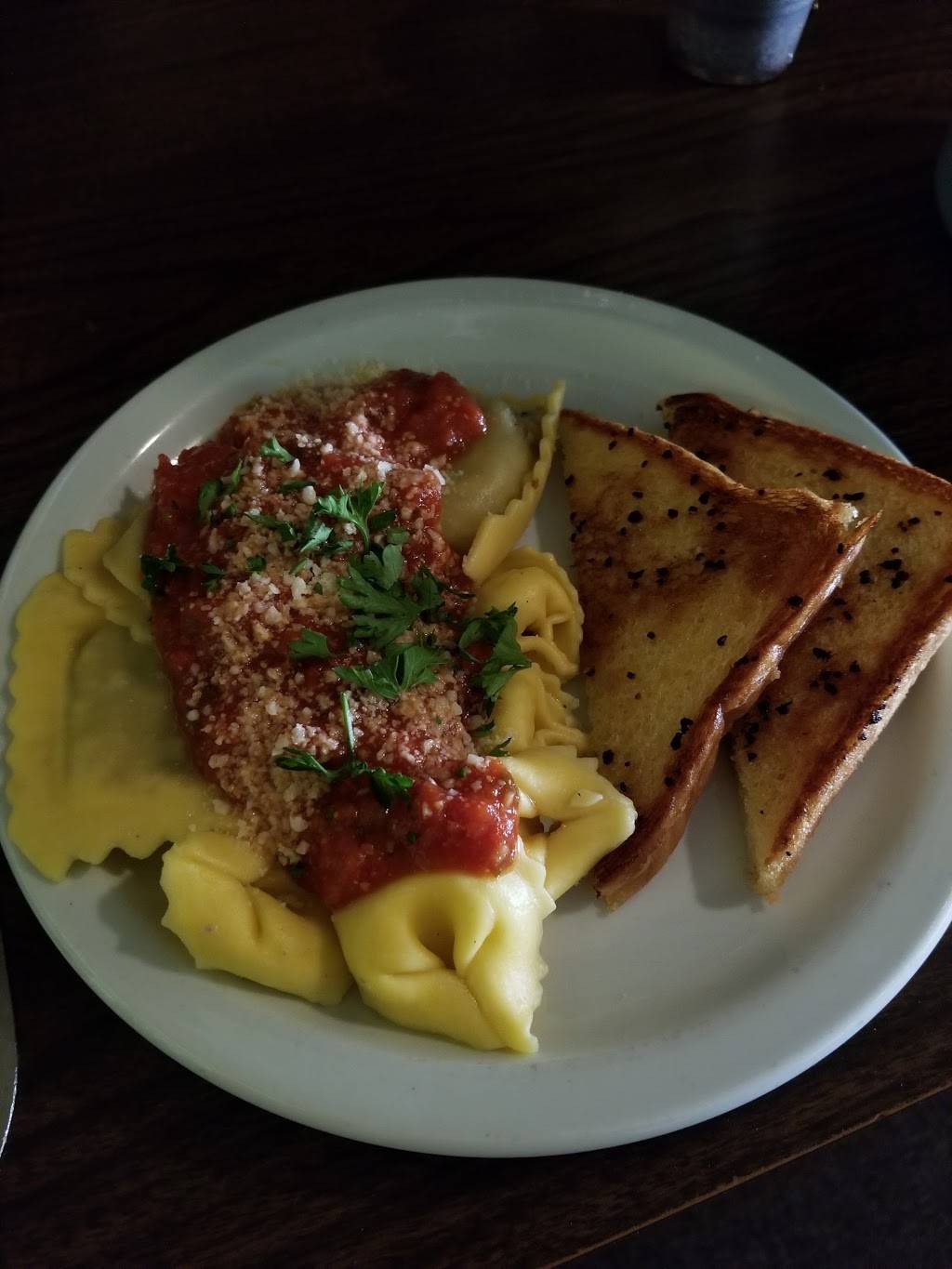 The Mill Wheel Tavern | restaurant | 337 N Main Ave, Milledgeville, IL 61051, USA | 8152257714 OR +1 815-225-7714