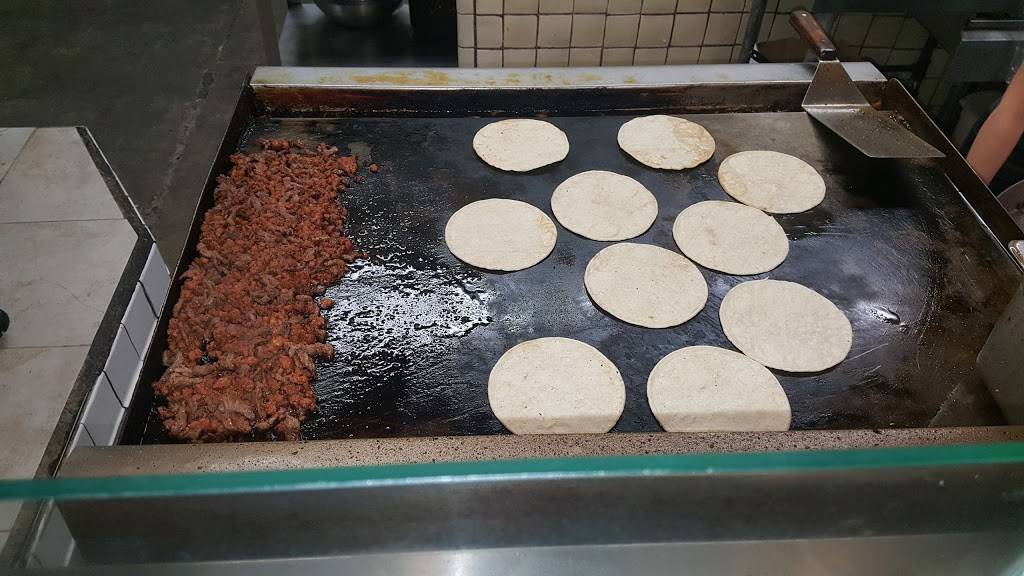 Taqueria Los Coyotes | restaurant | 21612 Norwalk Blvd, Hawaiian Gardens, CA 90716, USA | 5623946843 OR +1 562-394-6843