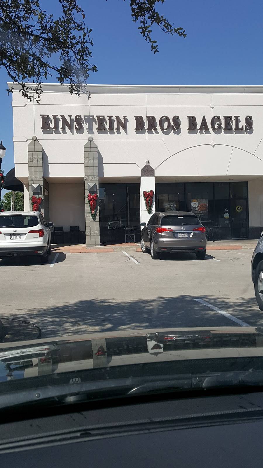Einstein Bros. Bagels | cafe | 600 West Sam Houston Pkwy N Ste 700, Houston, TX 77024, USA | 7134638687 OR +1 713-463-8687