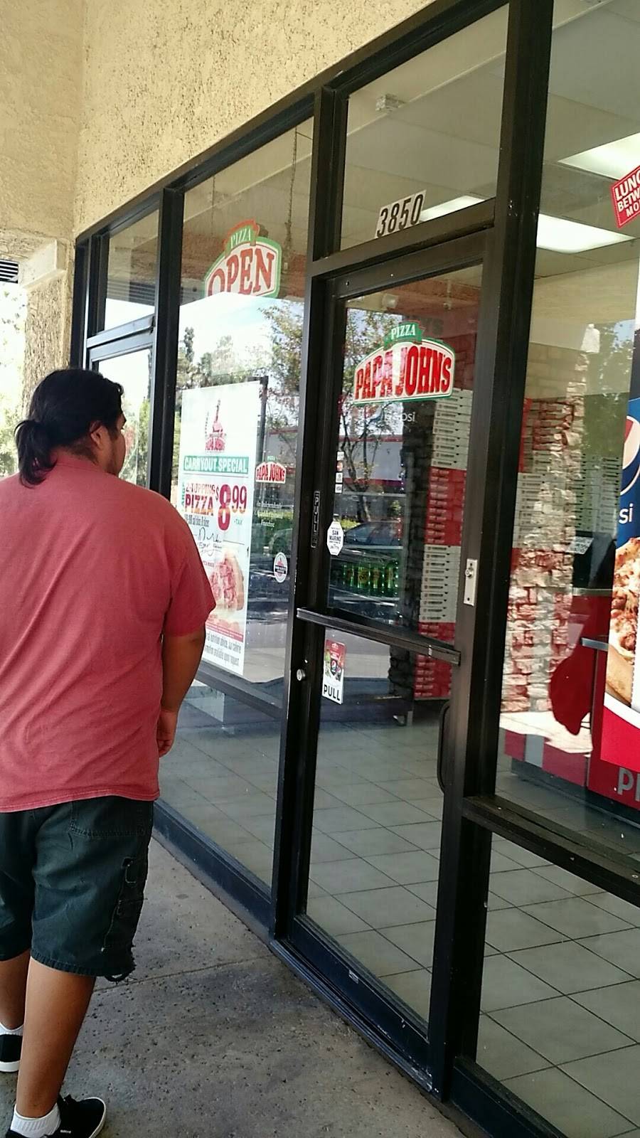 Papa Johns Pizza | restaurant | 3850 Chicago Ave, Riverside, CA 92507, USA | 9512740707 OR +1 951-274-0707