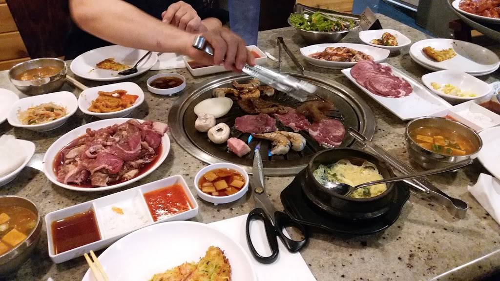Chris’ Korean BBQ | restaurant | 2063 E Colorado Blvd, Pasadena, CA 91107, USA | 6267969604 OR +1 626-796-9604