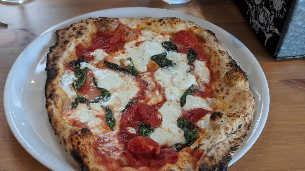 Meanwhile in Belfast | restaurant | 2 Cross St, Belfast, ME 04915, USA | 2072181288 OR +1 207-218-1288