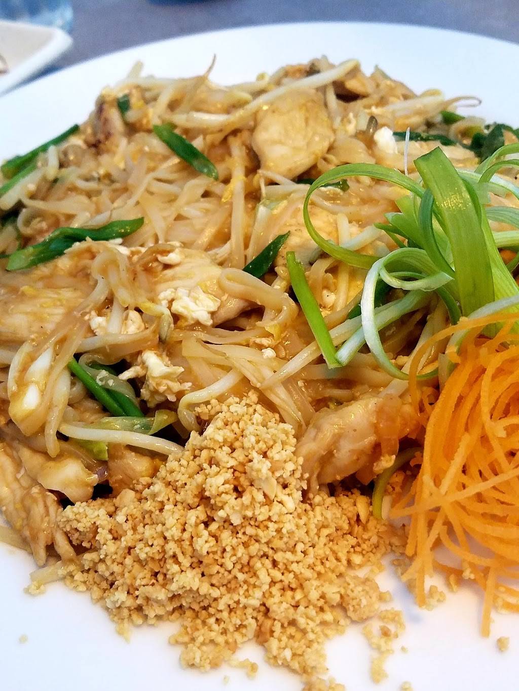 Ahi Asian Bistro | restaurant | 14841 N Dale Mabry Hwy, Tampa, FL 33618, USA | 8133745756 OR +1 813-374-5756