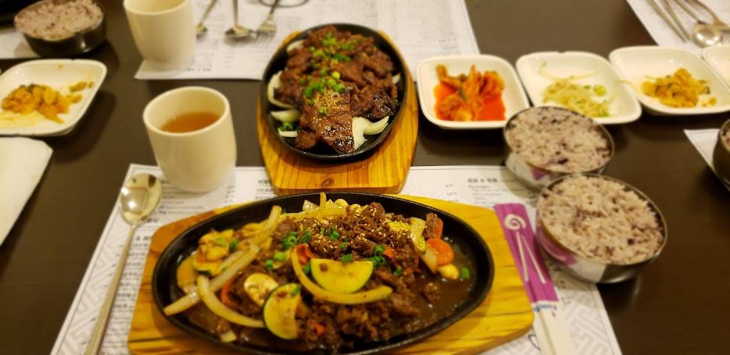 Chaban | restaurant | 872 The Queensway, Etobicoke, ON M8Z 1N7, Canada | 4162558222 OR +1 416-255-8222