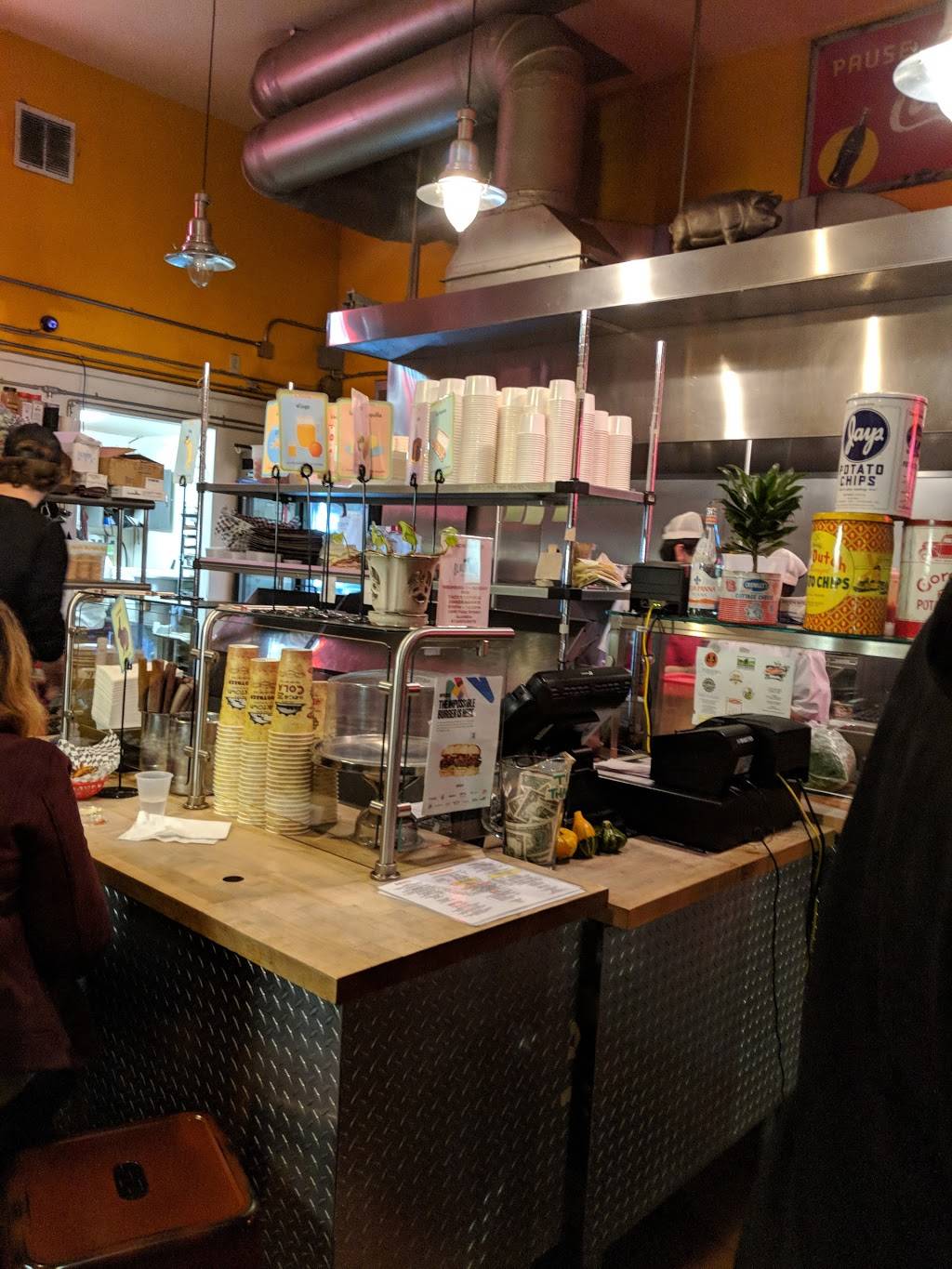 Scolaris Good Eats | restaurant | 1303 Park St, Alameda, CA 94501, USA | 5105212400 OR +1 510-521-2400