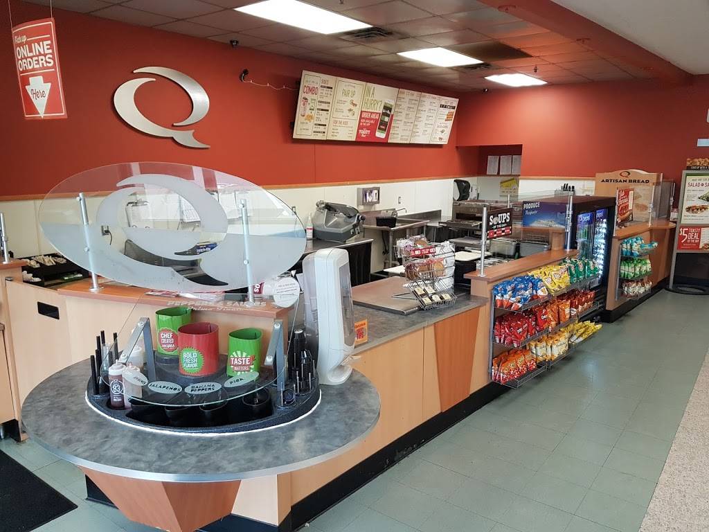 Quiznos | restaurant | 18440 Kenrick Ave, Lakeville, MN 55044, USA | 9524355900 OR +1 952-435-5900