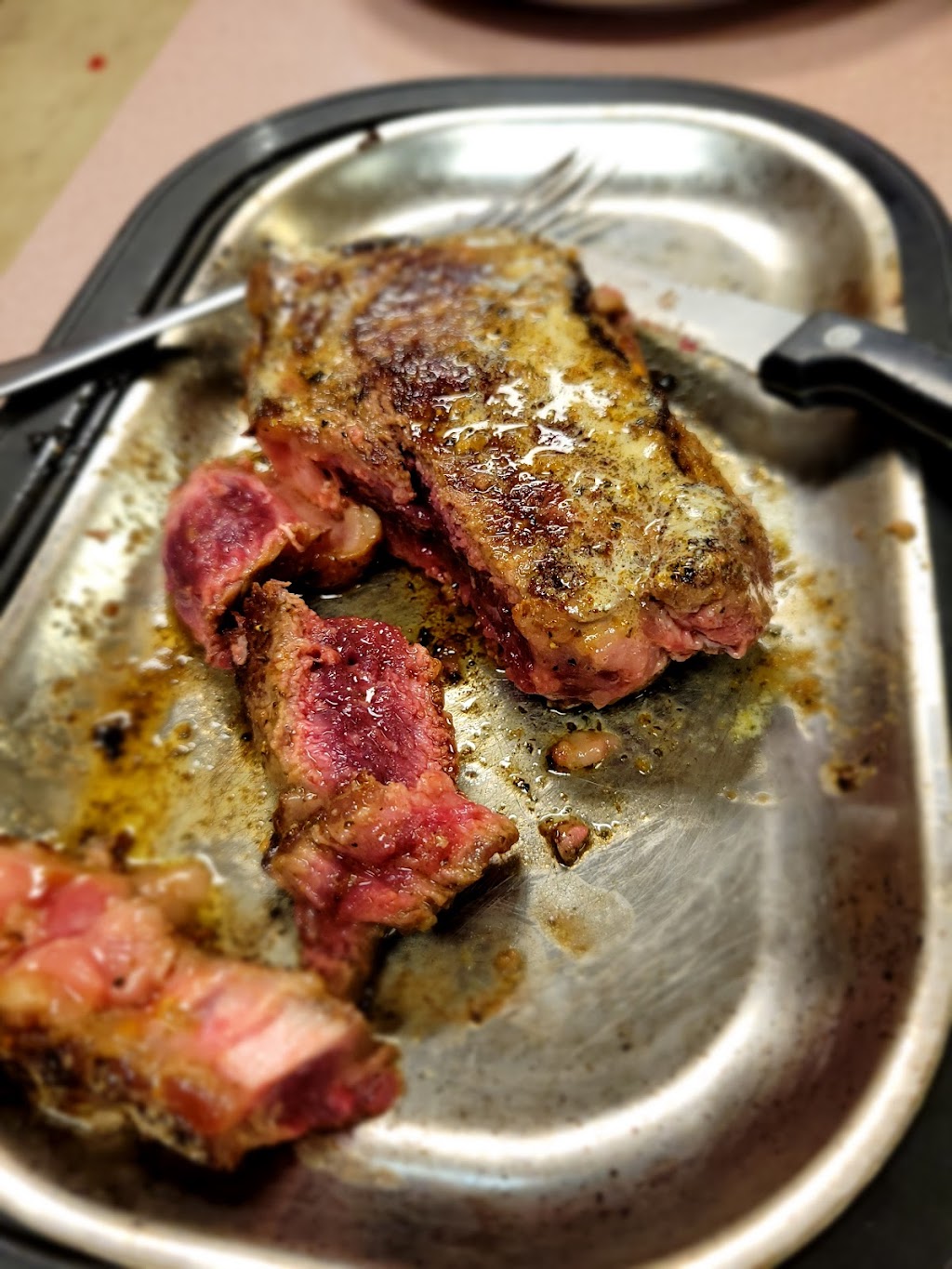 Heifers Cafe | restaurant | 2443 N Frontage Rd, Billings, MT 59101, USA | 4067023453 OR +1 406-702-3453