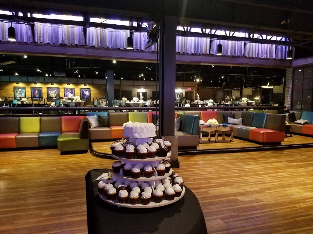 Viper Alley | restaurant | 275 Parkway Dr, Lincolnshire, IL 60069, USA | 8474995000 OR +1 847-499-5000