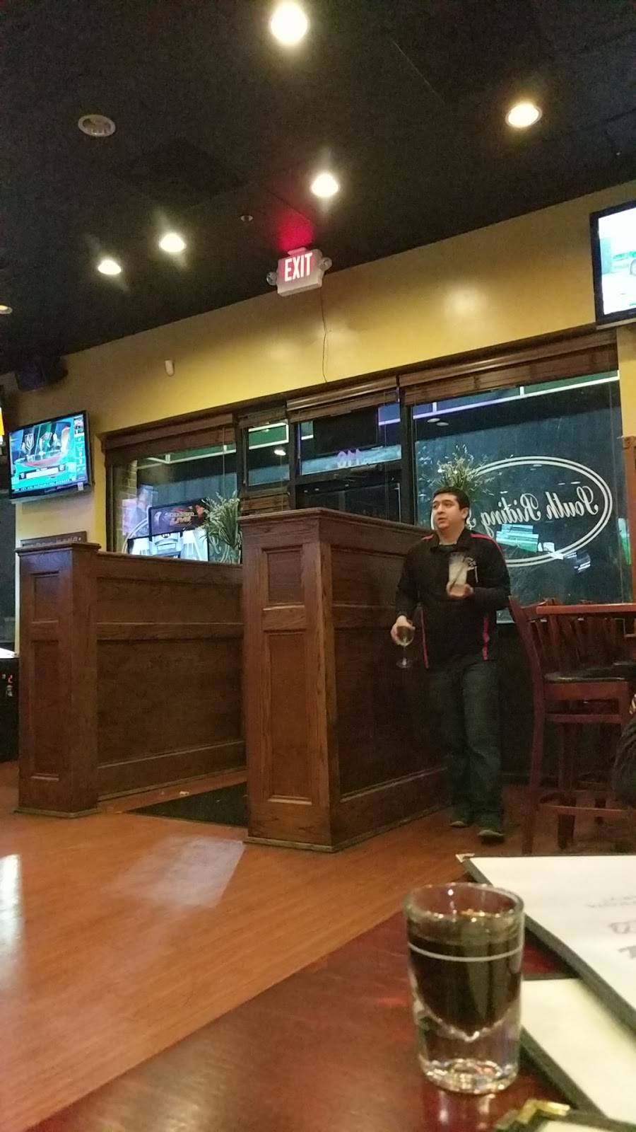 South Riding Inn | restaurant | 43090 Peacock Market Plaza, Chantilly, VA 20152, USA | 7033278055 OR +1 703-327-8055