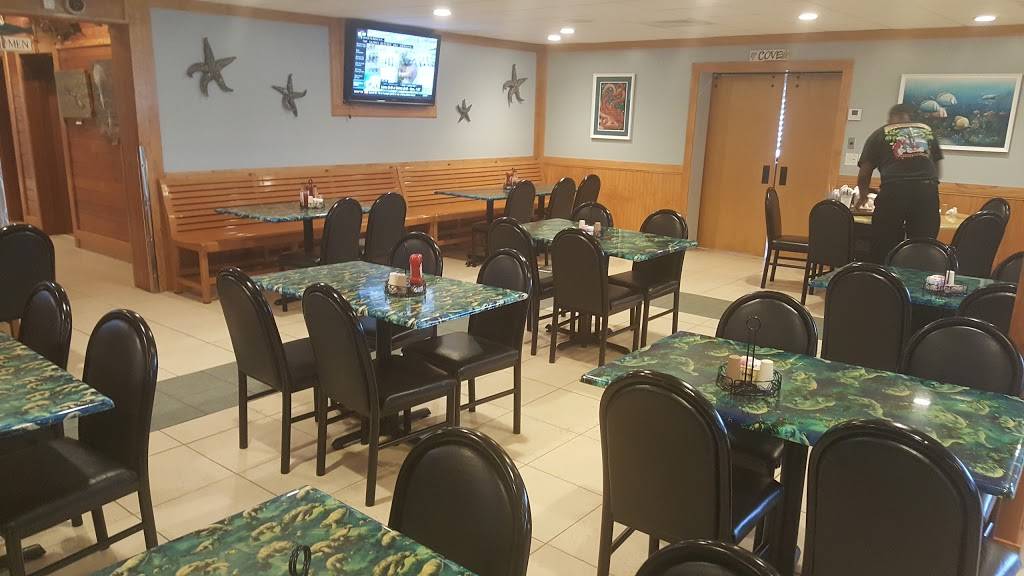 Dixie Crossroads | restaurant | 1475 Garden St, Titusville, FL 32796, USA | 3212685000 OR +1 321-268-5000