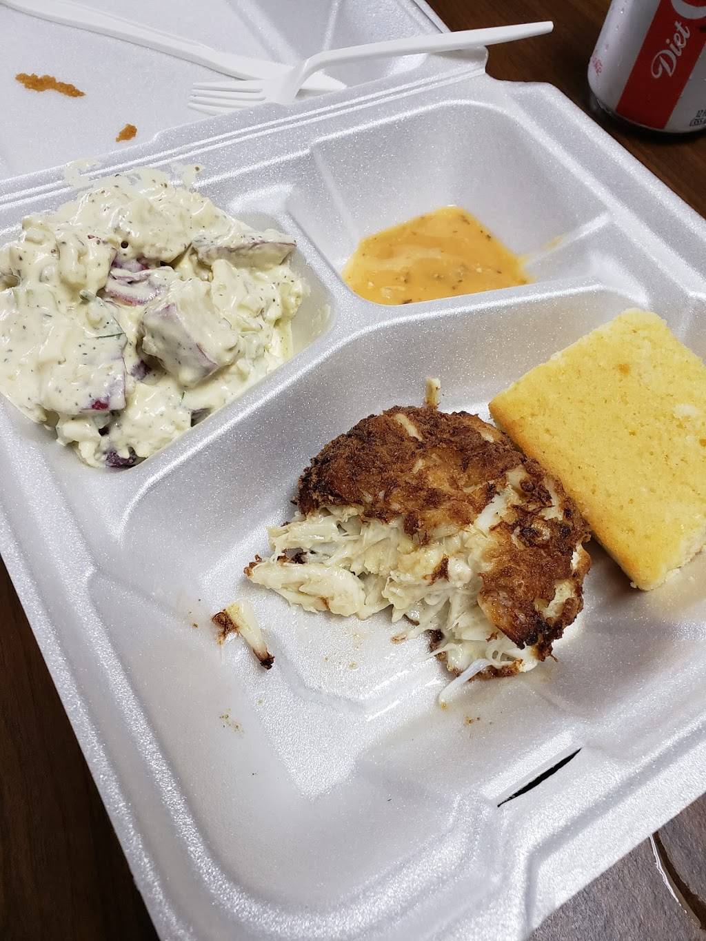 Hanks Smokin Hot BBQ & Catering Company | restaurant | 4865 US-209, Elizabethville, PA 17023, USA | 7173952291 OR +1 717-395-2291