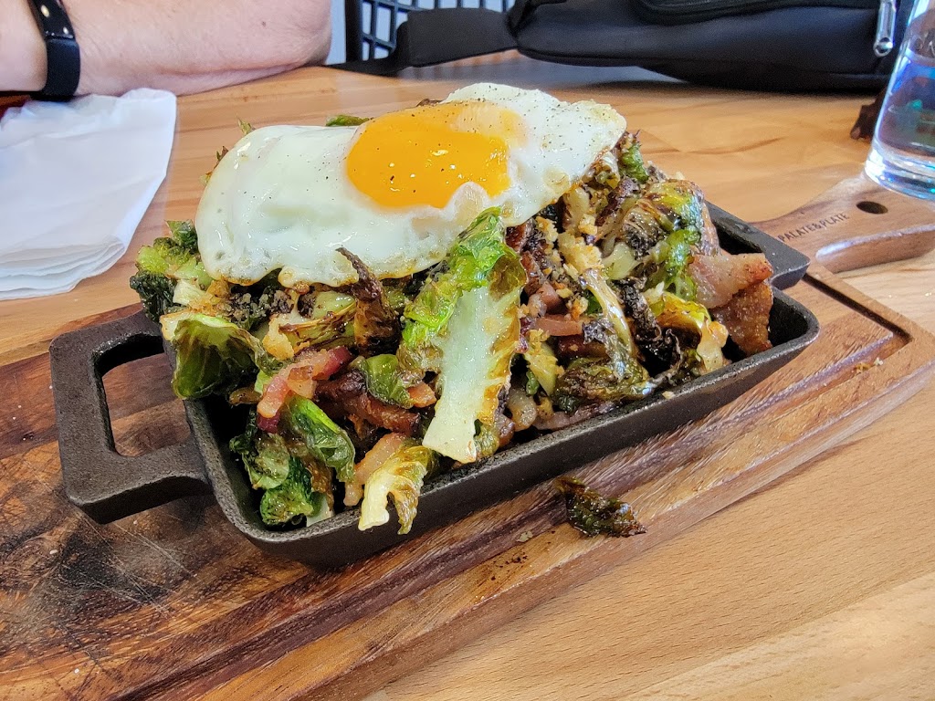 Salt & Spoon | restaurant | 7625 S Rainbow Blvd #102, Las Vegas, NV 89139, USA | 7024447922 OR +1 702-444-7922