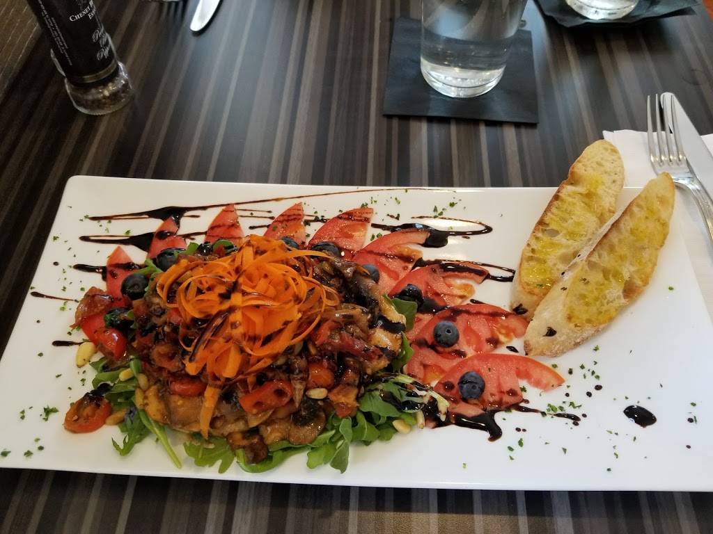 The Bodhi Tree Café | restaurant | 1938 Adams Ln, Sarasota, FL 34236, USA | 9417028552 OR +1 941-702-8552